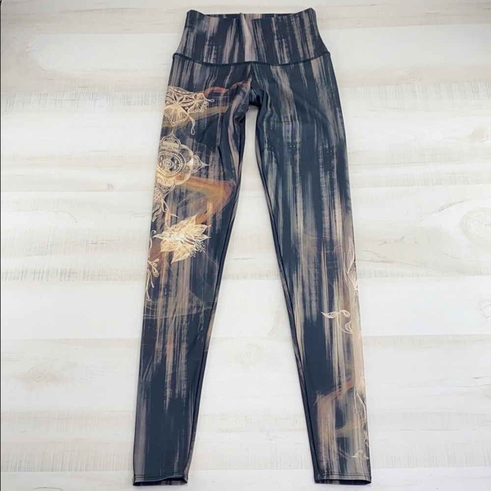 ONZIE High Rise Henna Print Full Length Legging - Picture 2 of 14